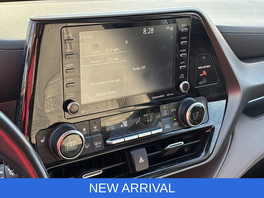 Thumbnail: 2021 Toyota Highlander - 14