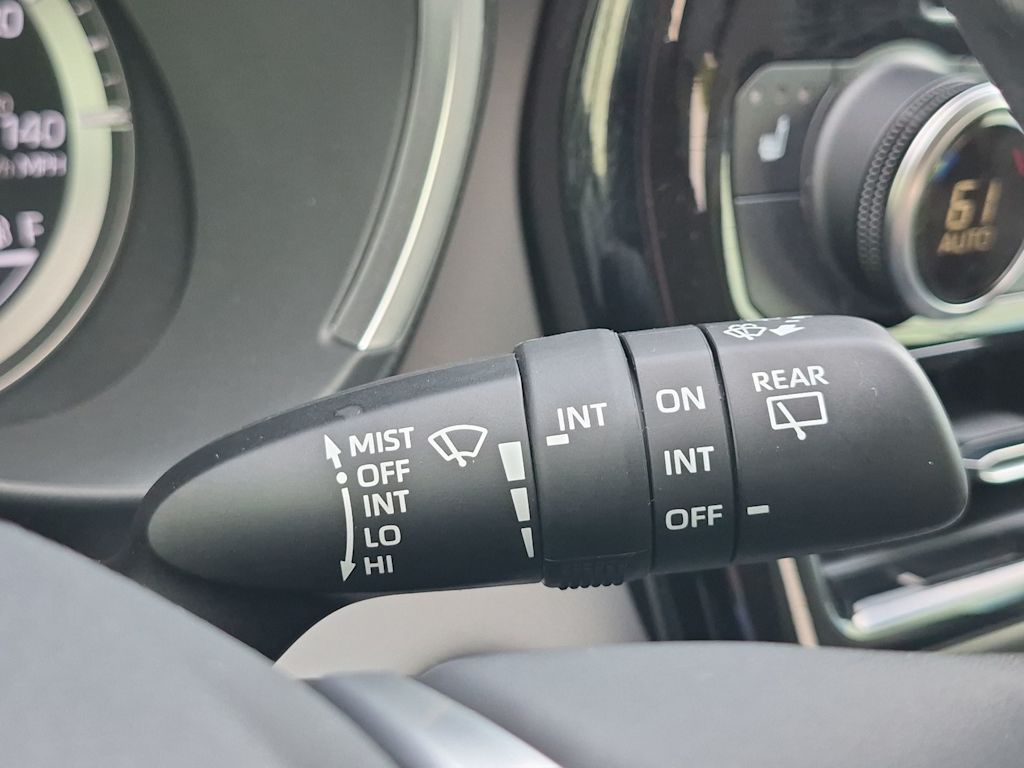 Thumbnail: 2021 Toyota Highlander - 26