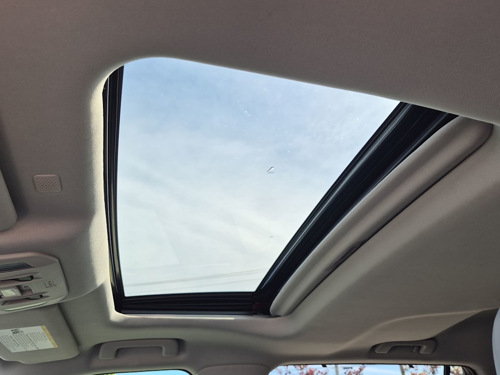 Thumbnail: 2021 Toyota Highlander - 20