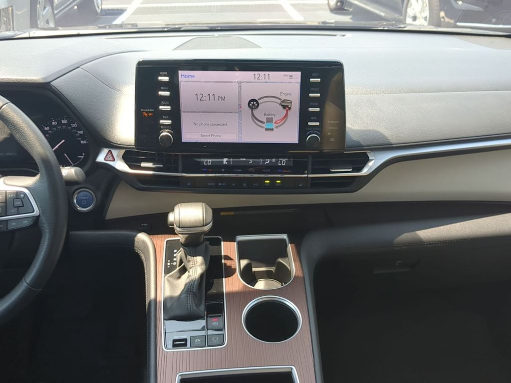 Thumbnail: 2024 Toyota Sienna - 16