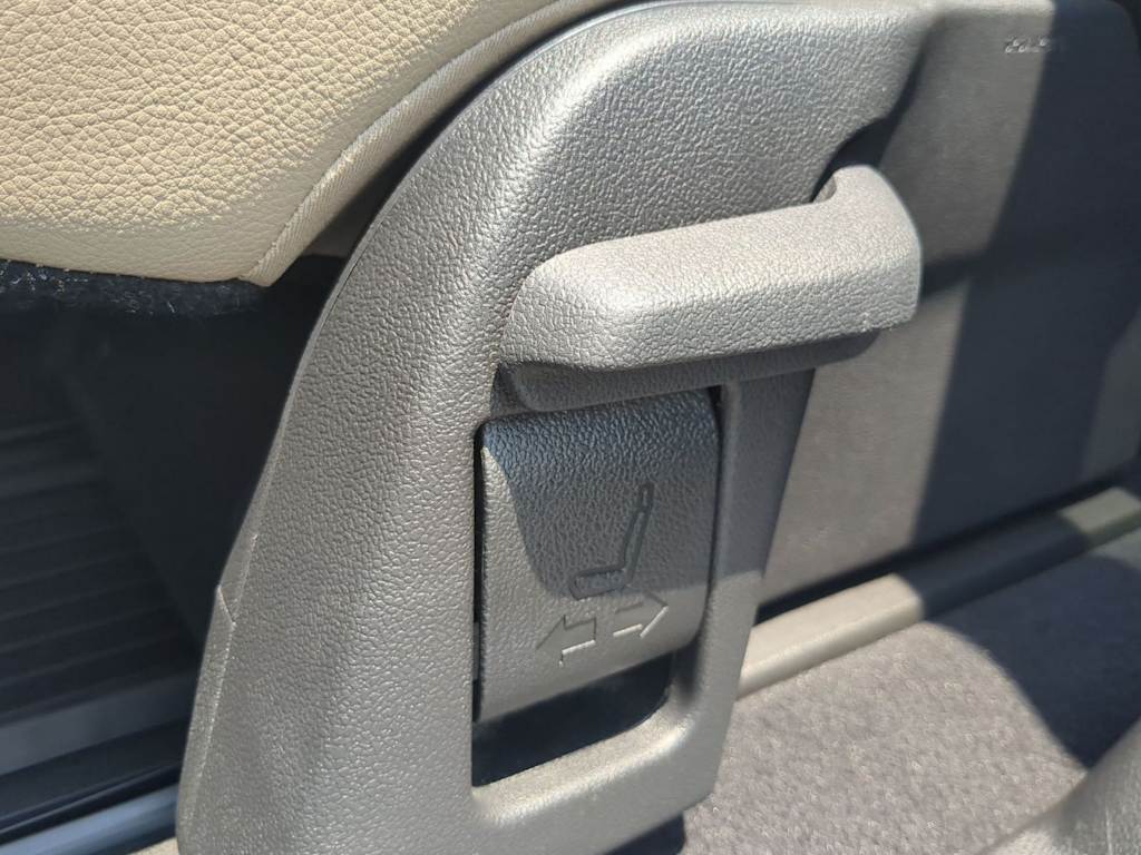 Thumbnail: 2024 Toyota Sienna - 44