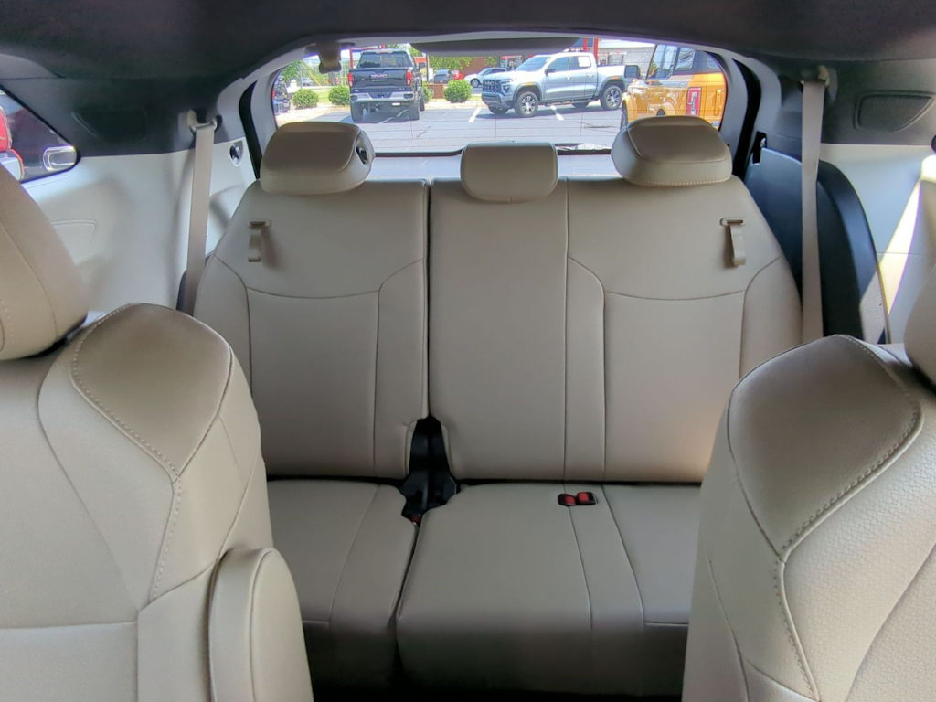 Thumbnail: 2024 Toyota Sienna - 41