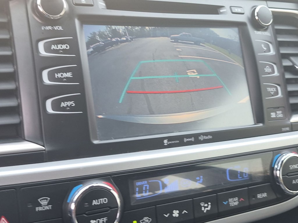 Thumbnail: 2019 Toyota Highlander - 24