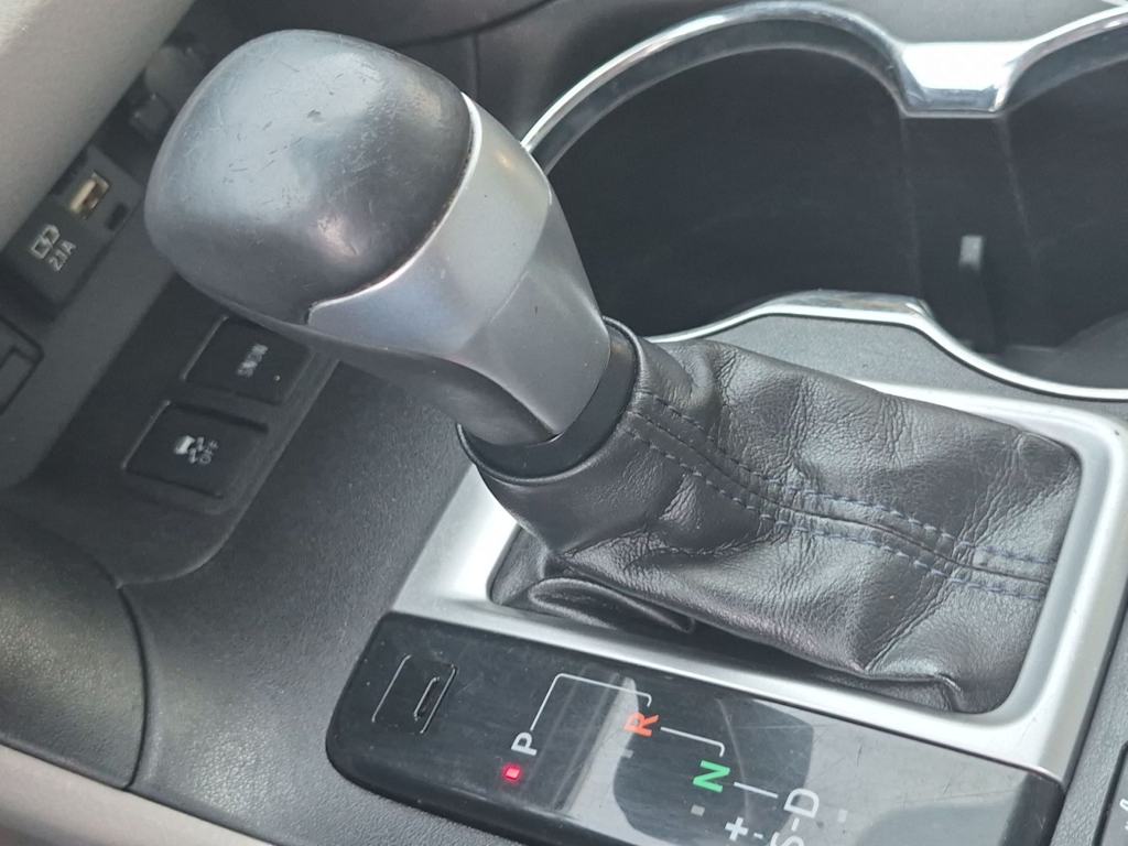 Thumbnail: 2019 Toyota Highlander - 13