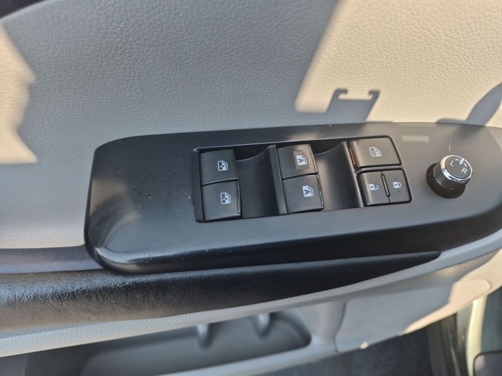 Thumbnail: 2019 Toyota Highlander - 20