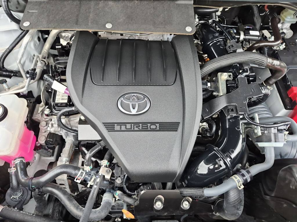 Thumbnail: 2023 Toyota Highlander - 9