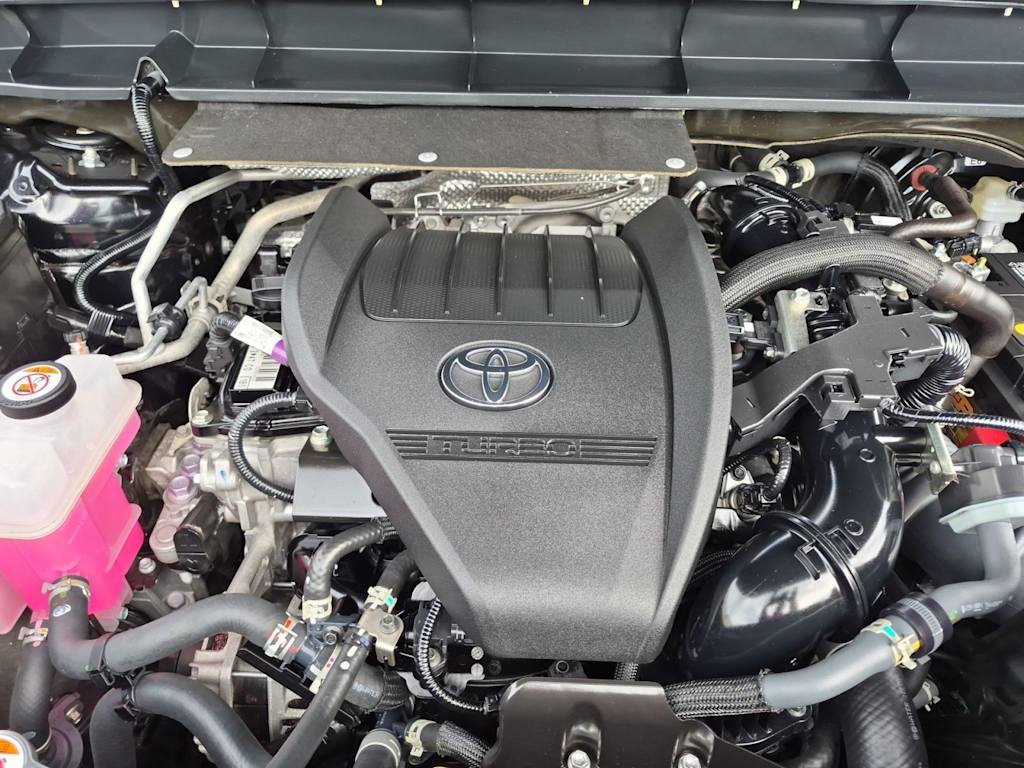 Thumbnail: 2024 Toyota Highlander - 8