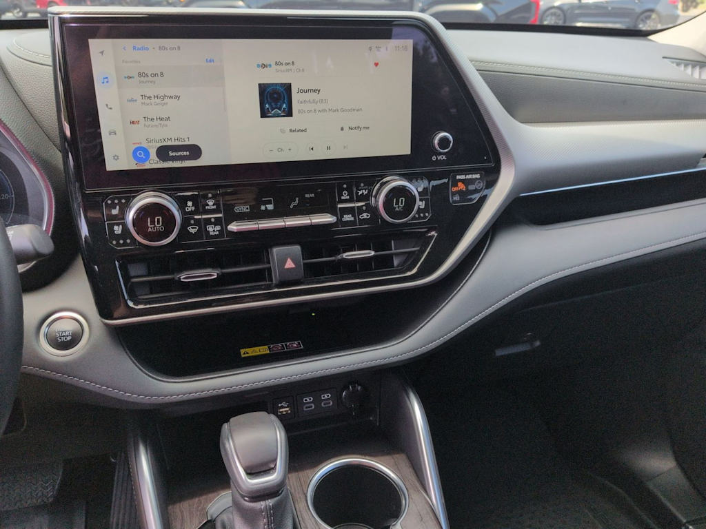 Thumbnail: 2026 Toyota Highlander - 14