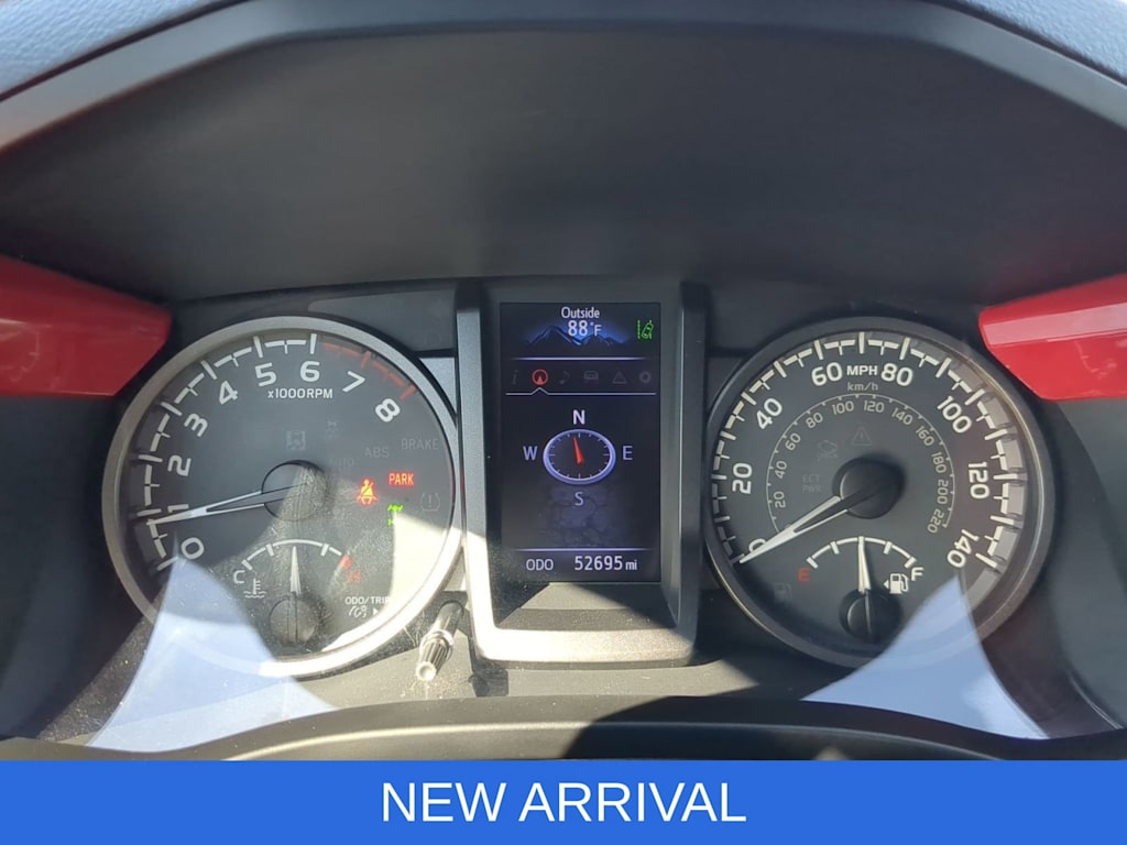 Thumbnail: 2019 Toyota Tacoma - 16