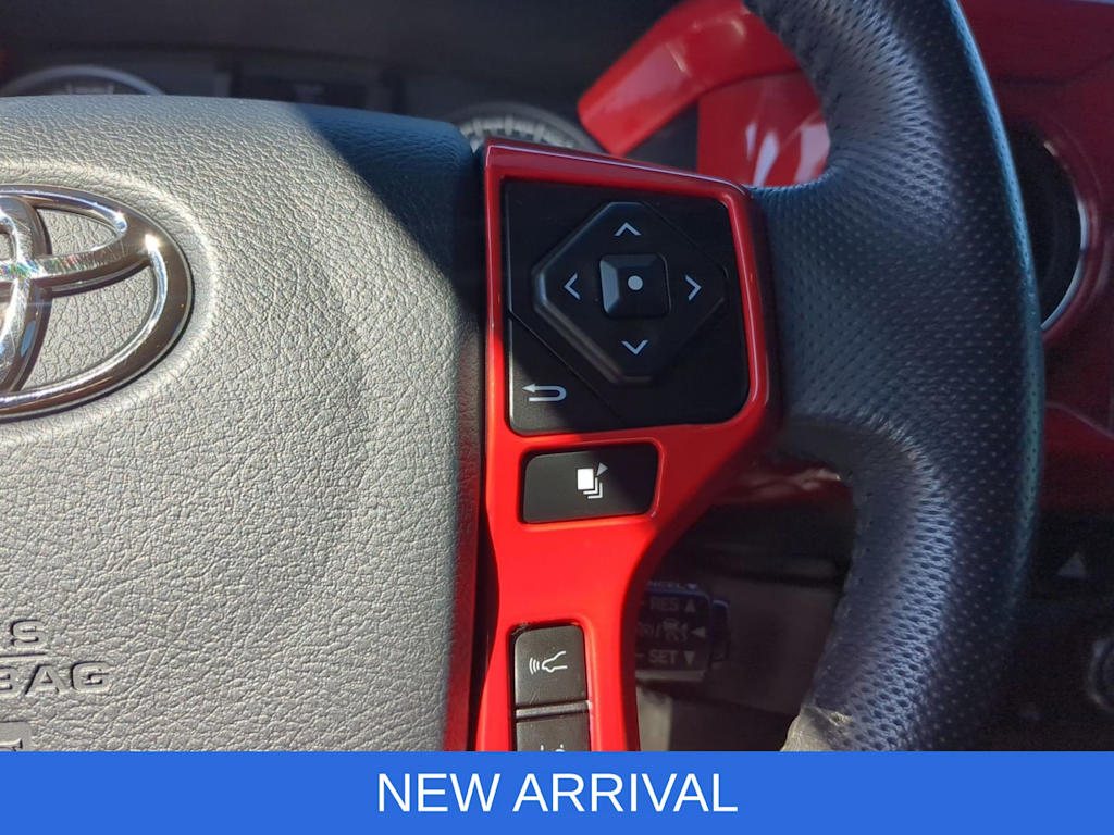 Thumbnail: 2019 Toyota Tacoma - 33