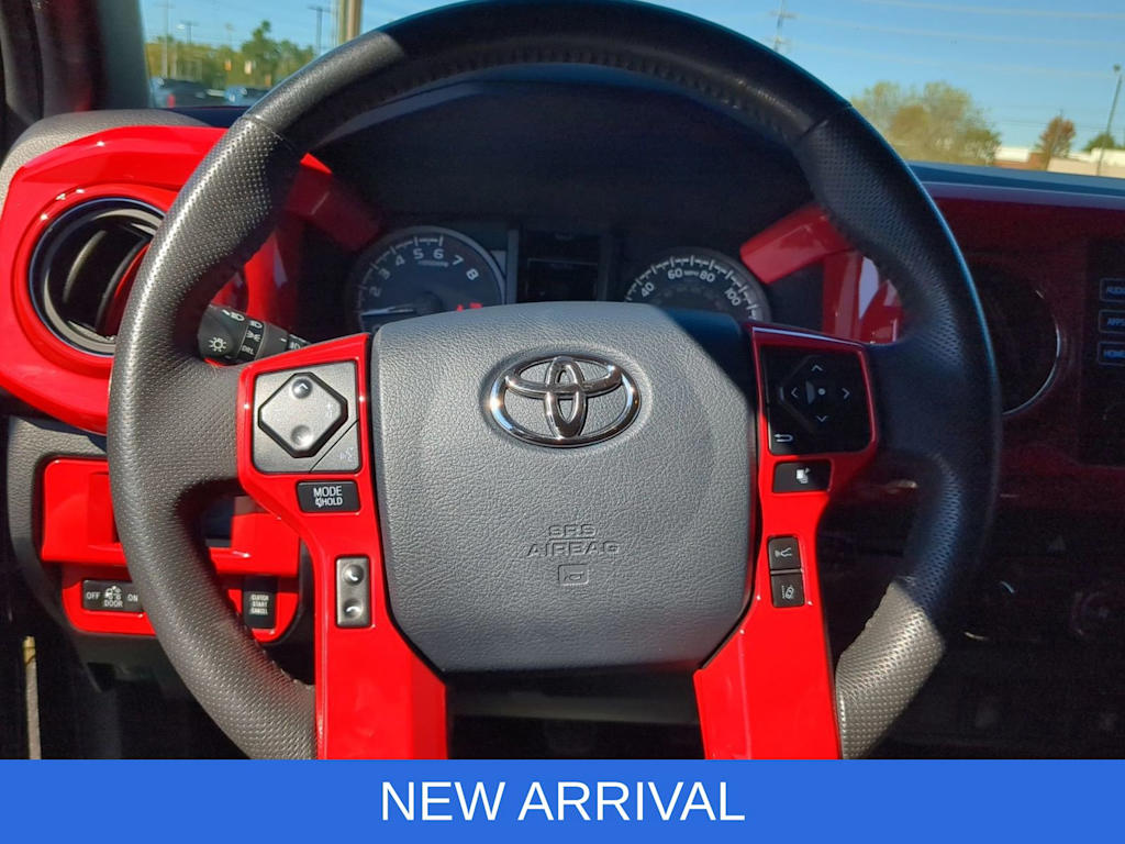 Thumbnail: 2019 Toyota Tacoma - 13
