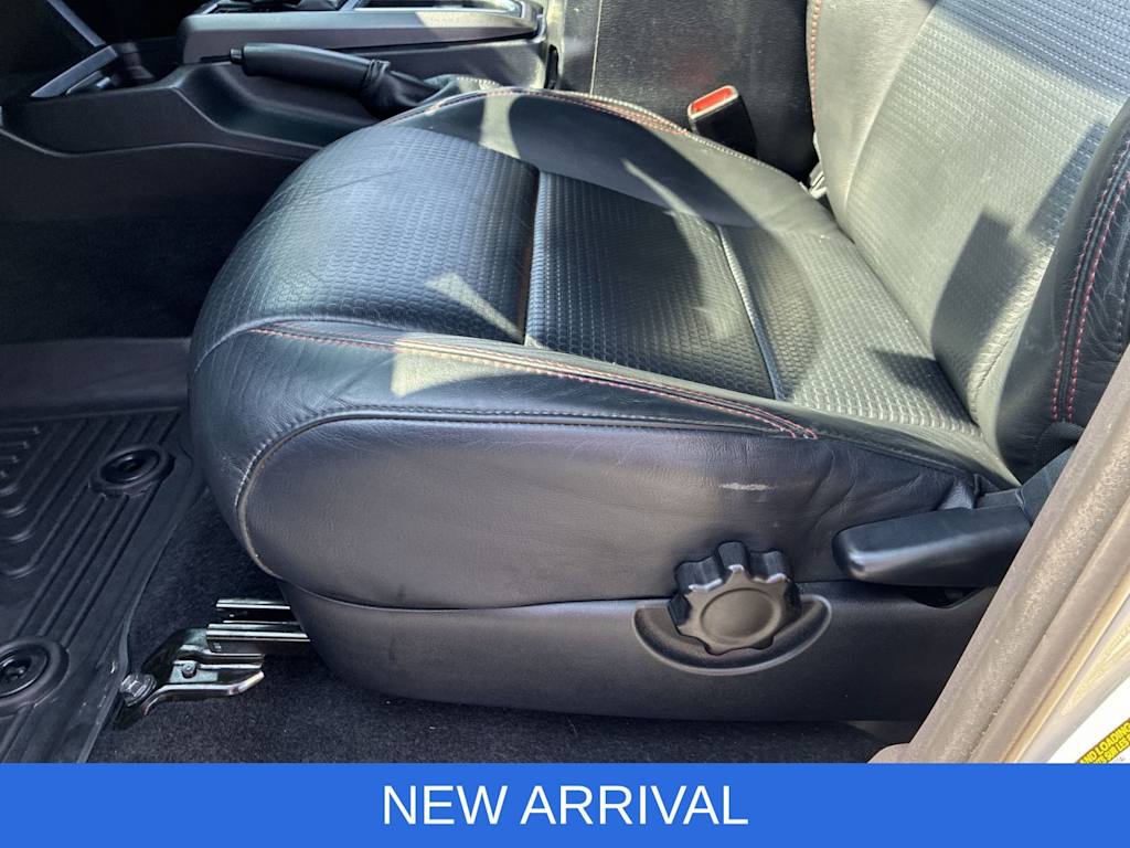 Thumbnail: 2019 Toyota Tacoma - 23