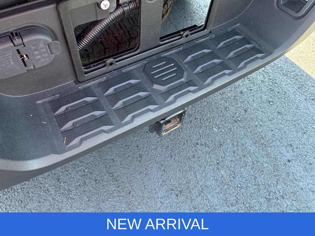 Thumbnail: 2019 Toyota Tacoma - 32