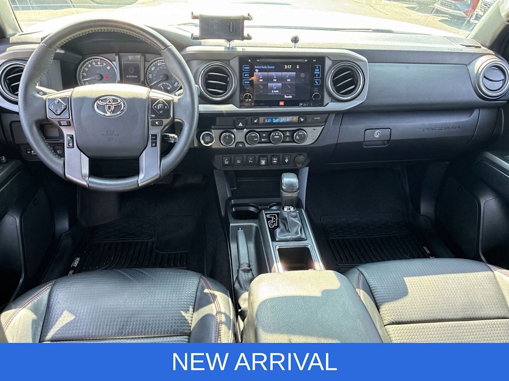 Thumbnail: 2019 Toyota Tacoma - 8