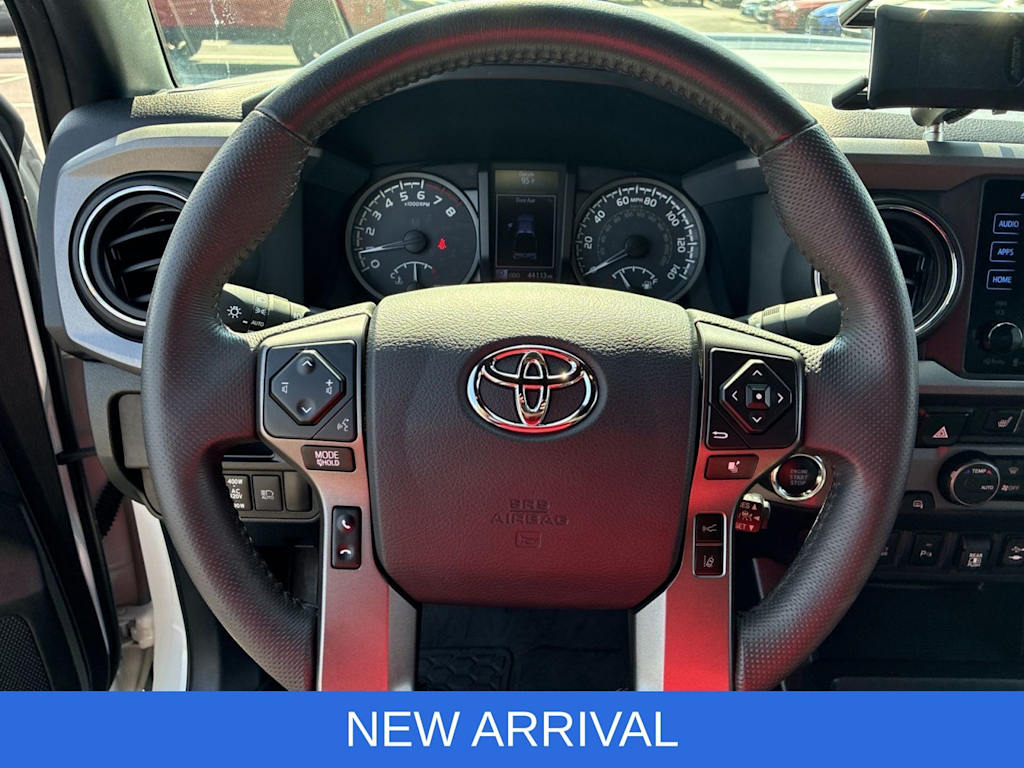 Thumbnail: 2019 Toyota Tacoma - 12