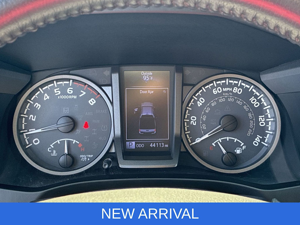 Thumbnail: 2019 Toyota Tacoma - 15