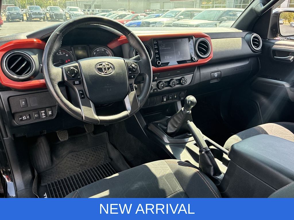 Thumbnail: 2020 Toyota Tacoma - 4