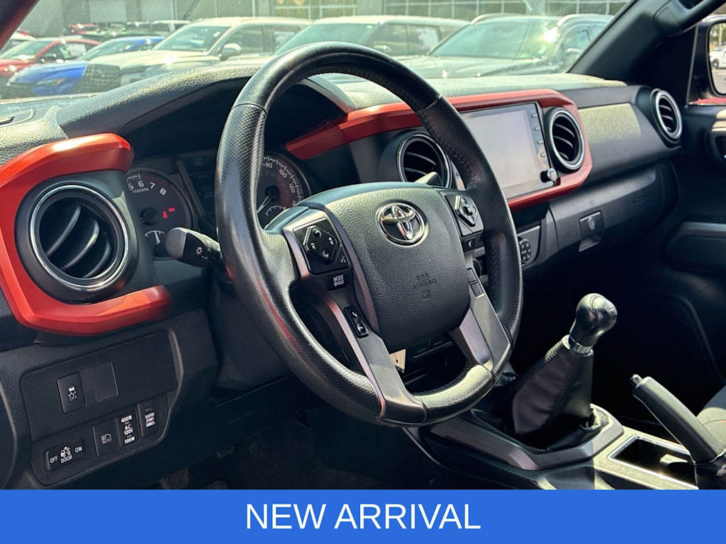 Thumbnail: 2020 Toyota Tacoma - 2