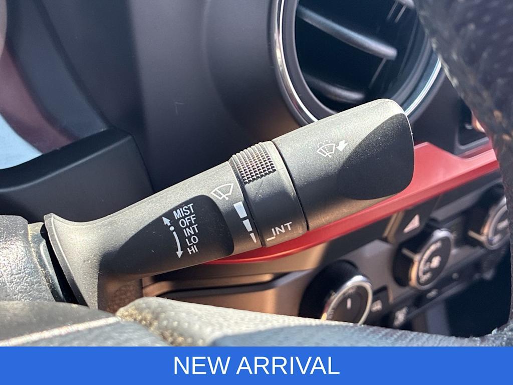 Thumbnail: 2020 Toyota Tacoma - 19