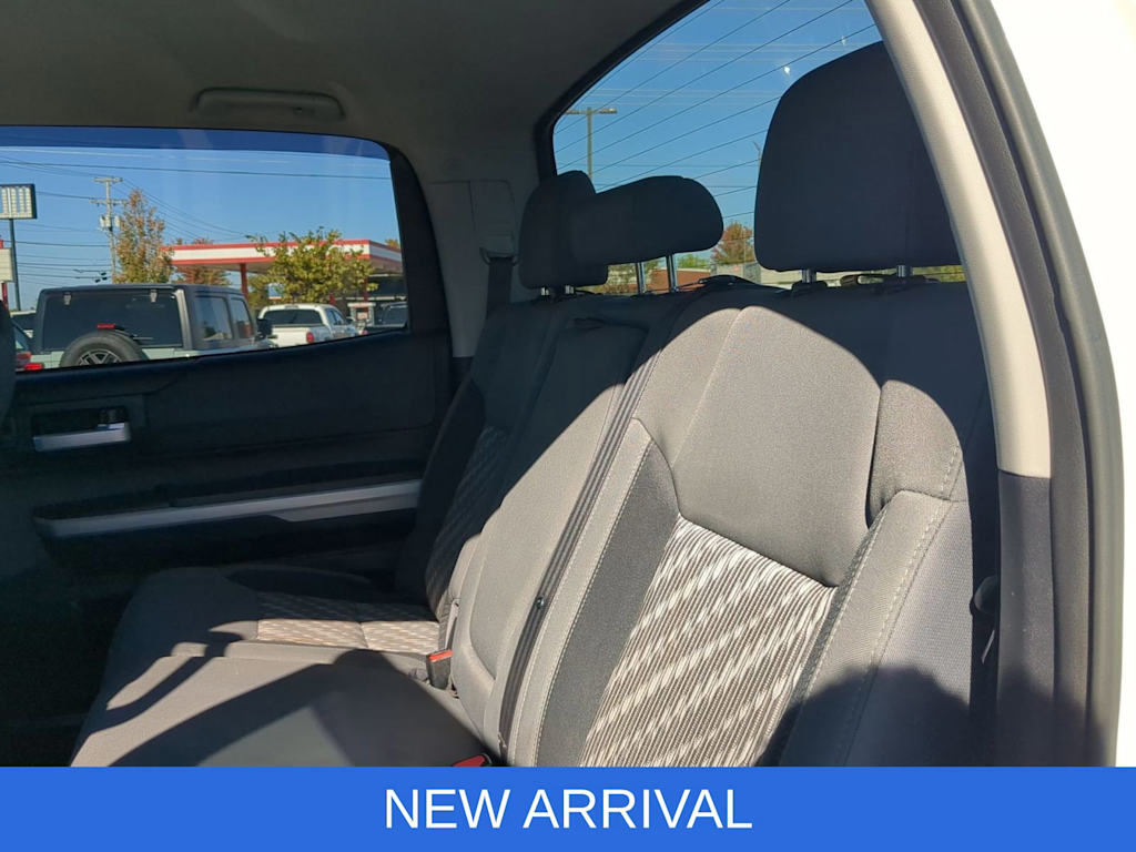 Thumbnail: 2019 Toyota Tundra - 31