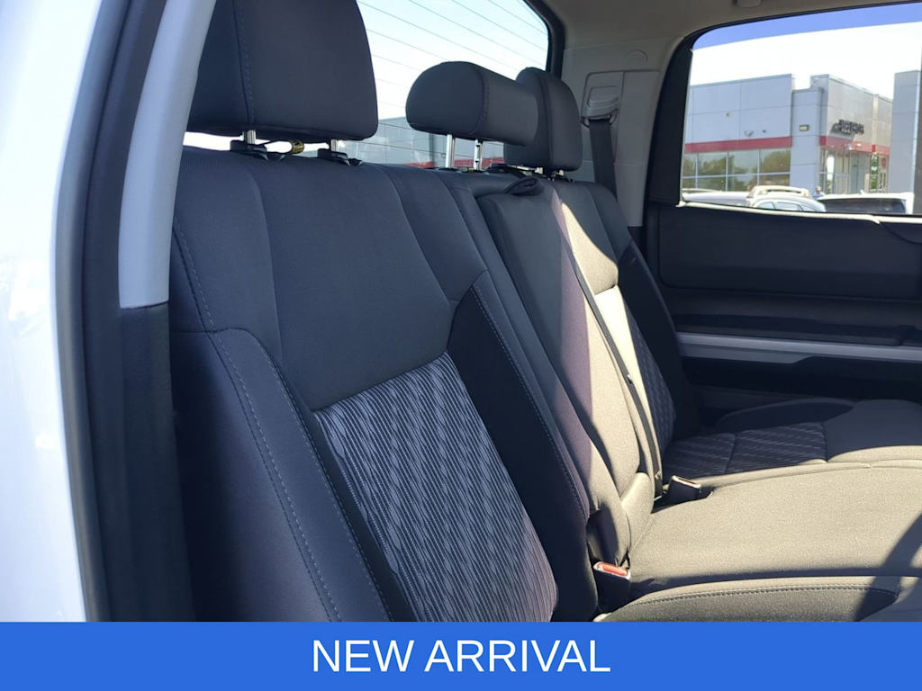 Thumbnail: 2019 Toyota Tundra - 32