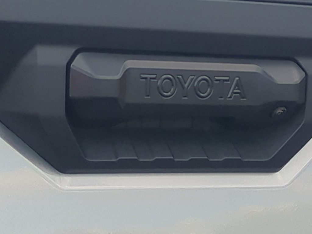 Thumbnail: 2025 Toyota Tundra - 7