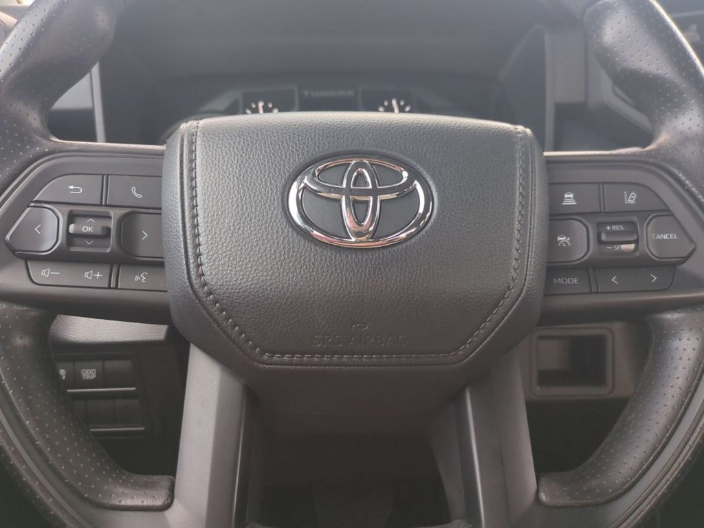 Thumbnail: 2025 Toyota Tundra - 25