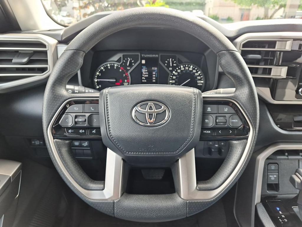 Thumbnail: 2024 Toyota Tundra - 13