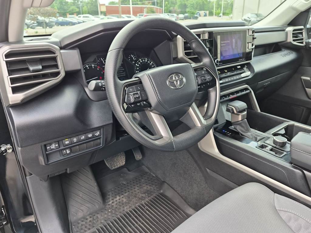 Thumbnail: 2024 Toyota Tundra - 2