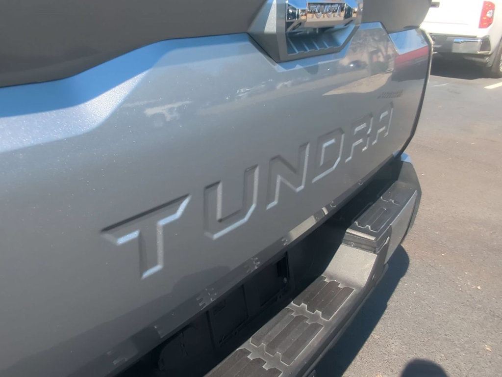 Thumbnail: 2024 Toyota Tundra - 7