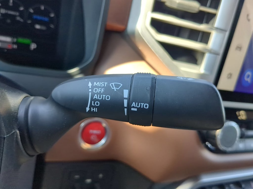 Thumbnail: 2024 Toyota Tundra - 37