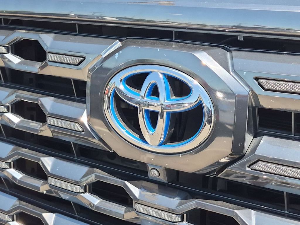 Thumbnail: 2023 Toyota Tundra - 24