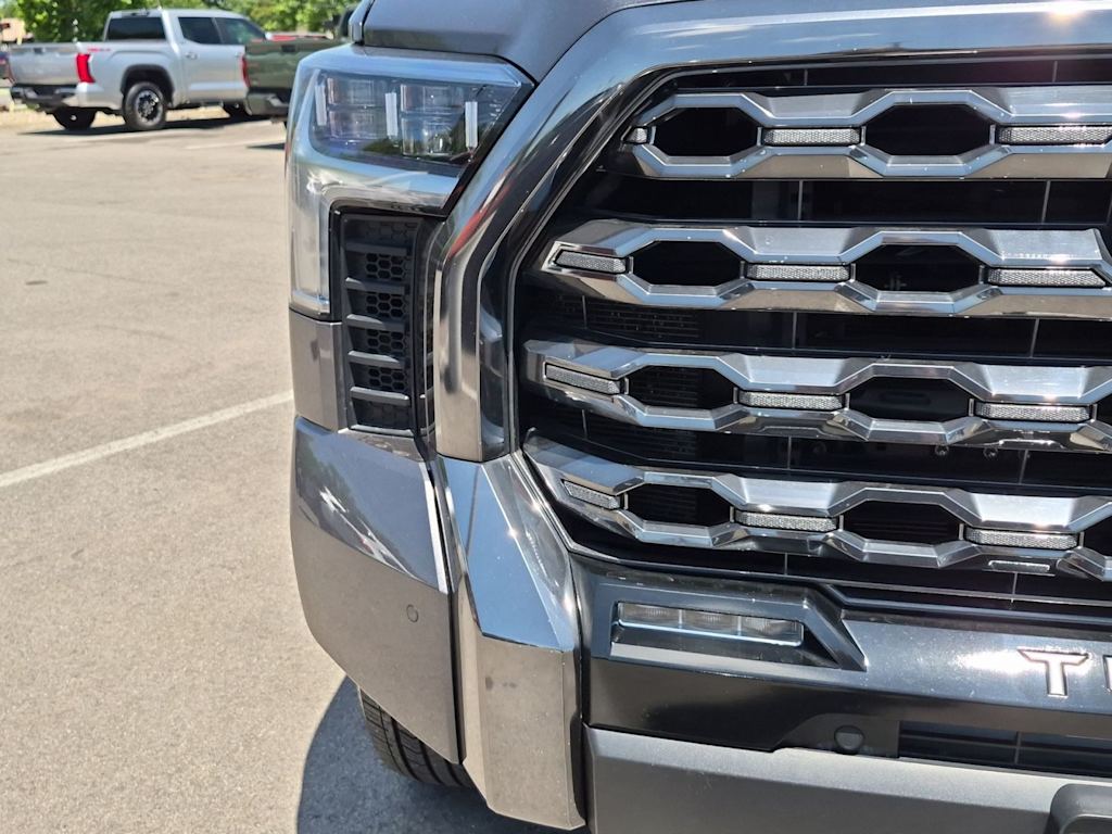 Thumbnail: 2023 Toyota Tundra - 6