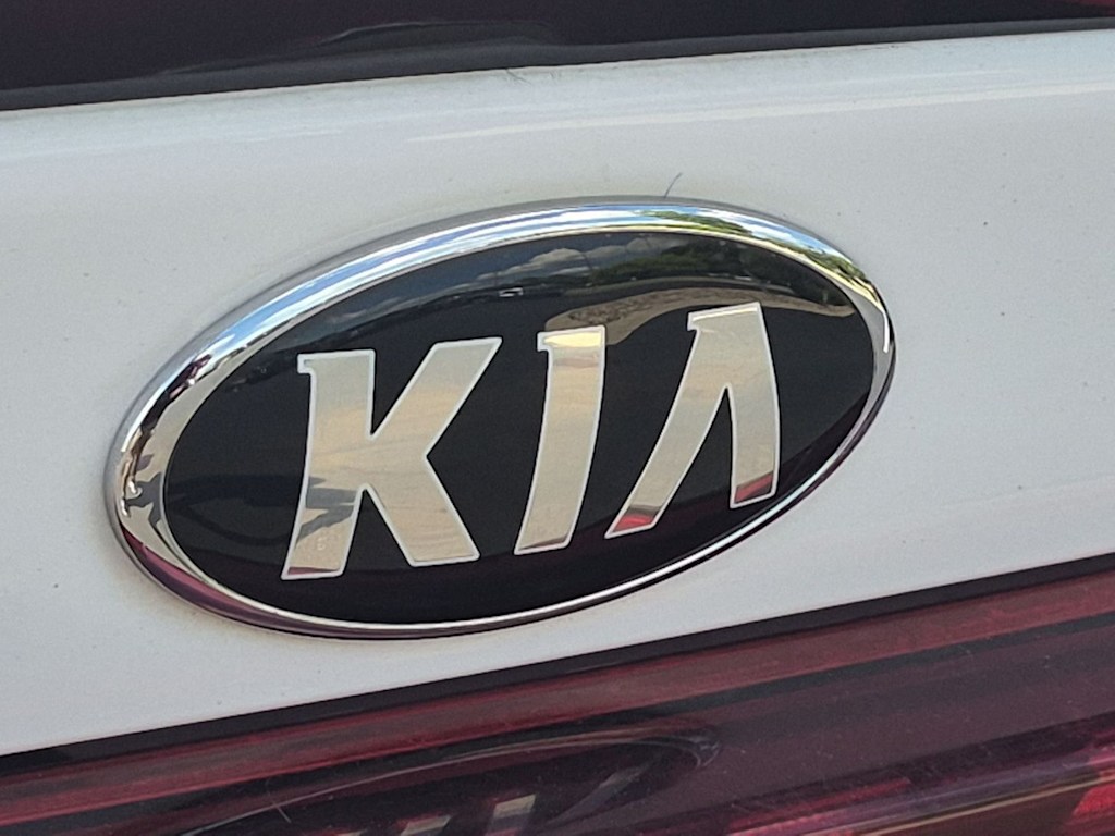 Thumbnail: 2021 Kia K5 - 7