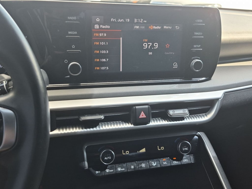 Thumbnail: 2021 Kia K5 - 15