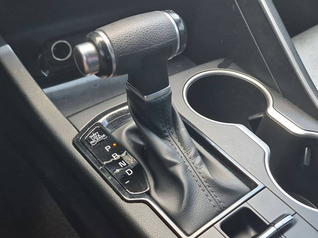 Thumbnail: 2021 Kia K5 - 16