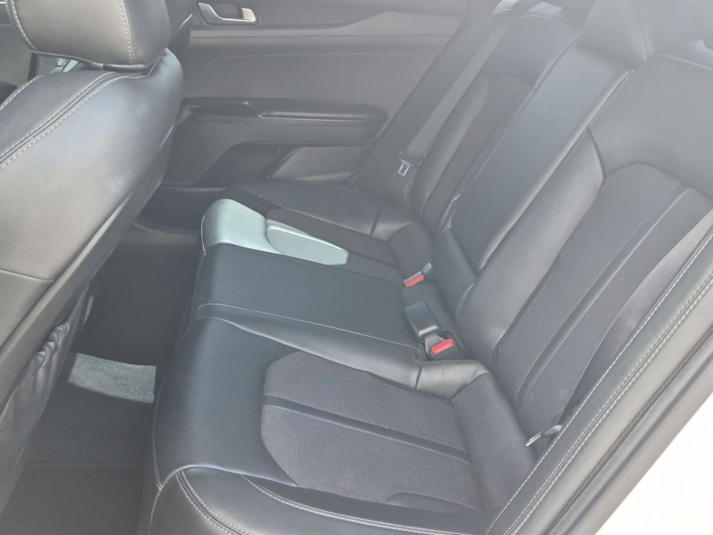 Thumbnail: 2021 Kia K5 - 13