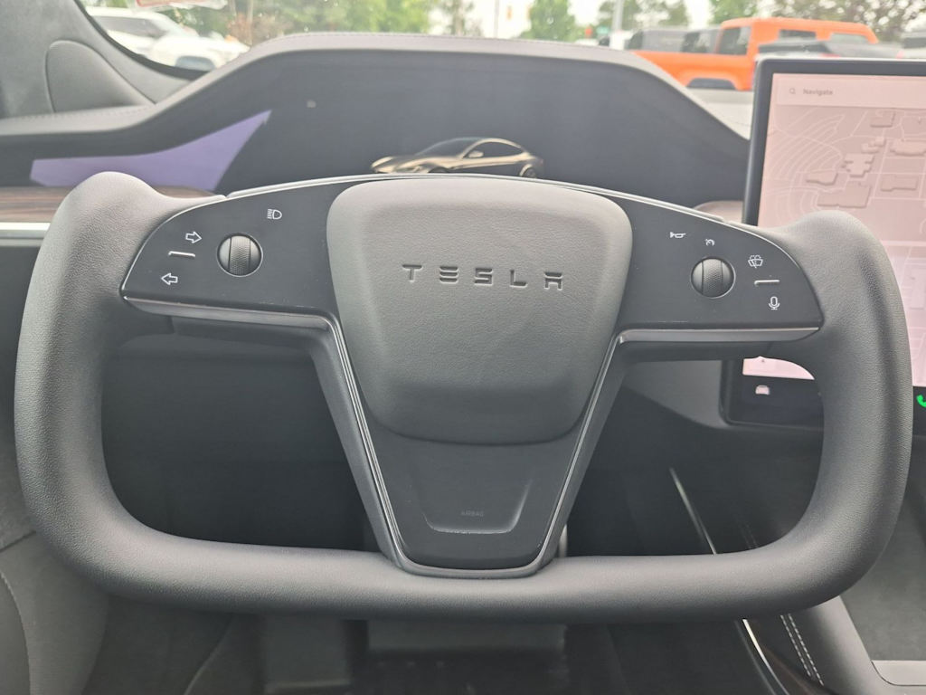 Thumbnail: 2022 Tesla Model S - 26