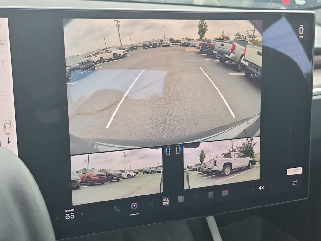 Thumbnail: 2022 Tesla Model S - 32