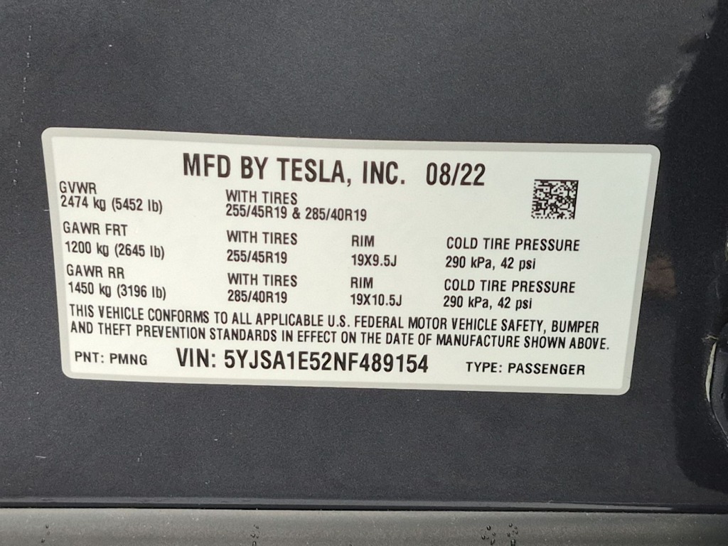 Thumbnail: 2022 Tesla Model S - 38