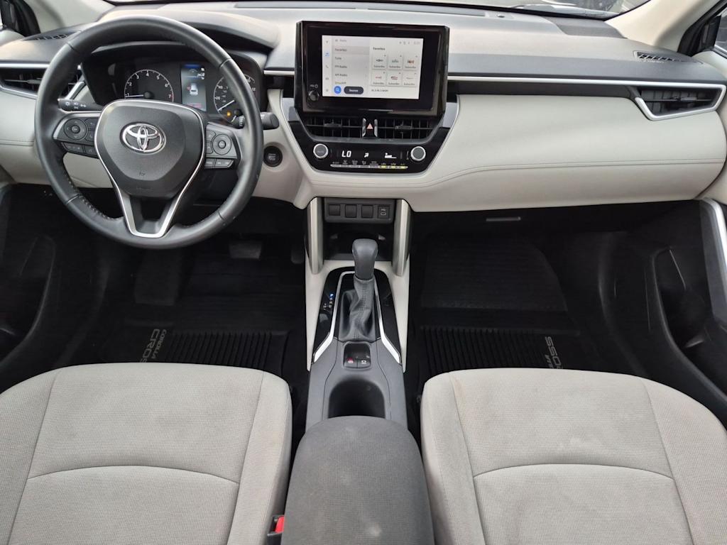 Thumbnail: 2024 Toyota Corolla Cross - 10