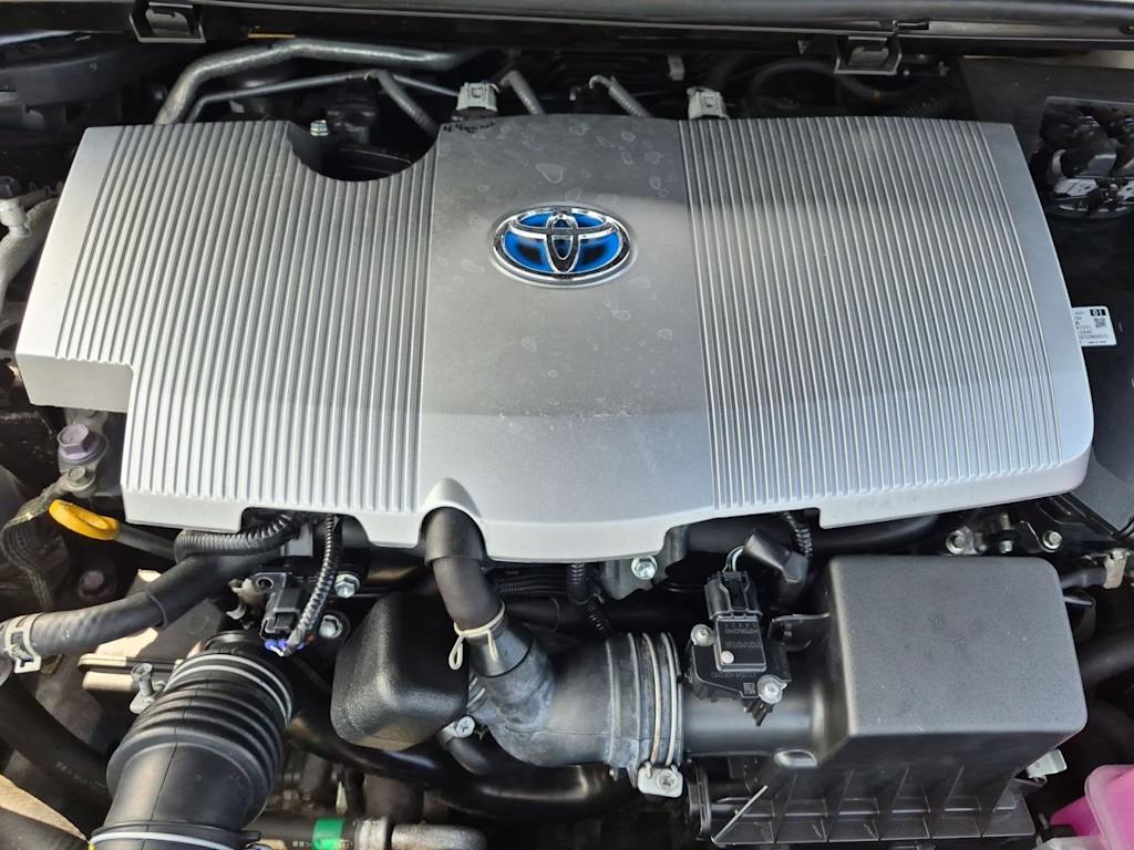 Thumbnail: 2022 Toyota Prius - 9