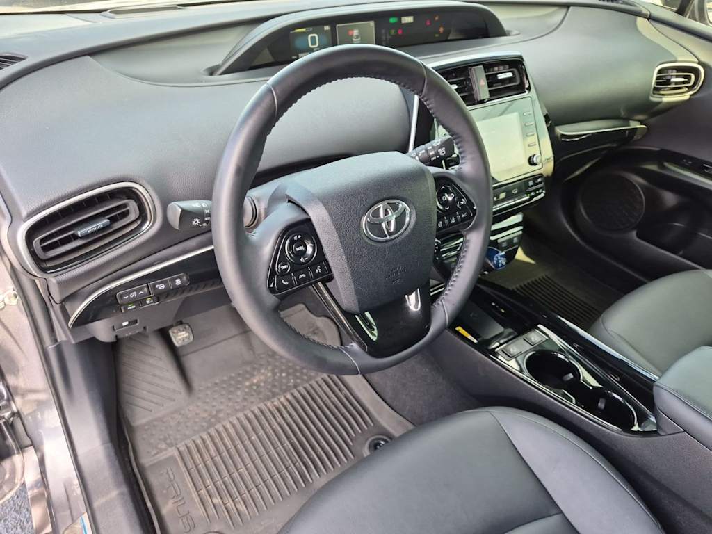 Thumbnail: 2022 Toyota Prius - 2