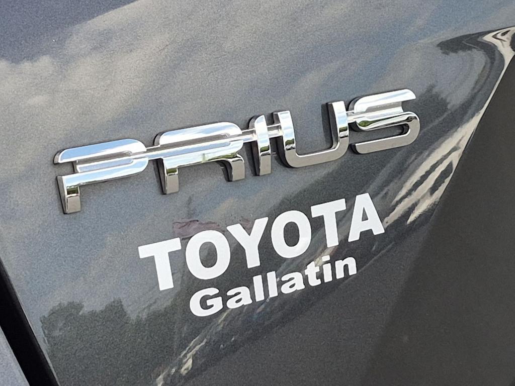 Thumbnail: 2022 Toyota Prius - 25