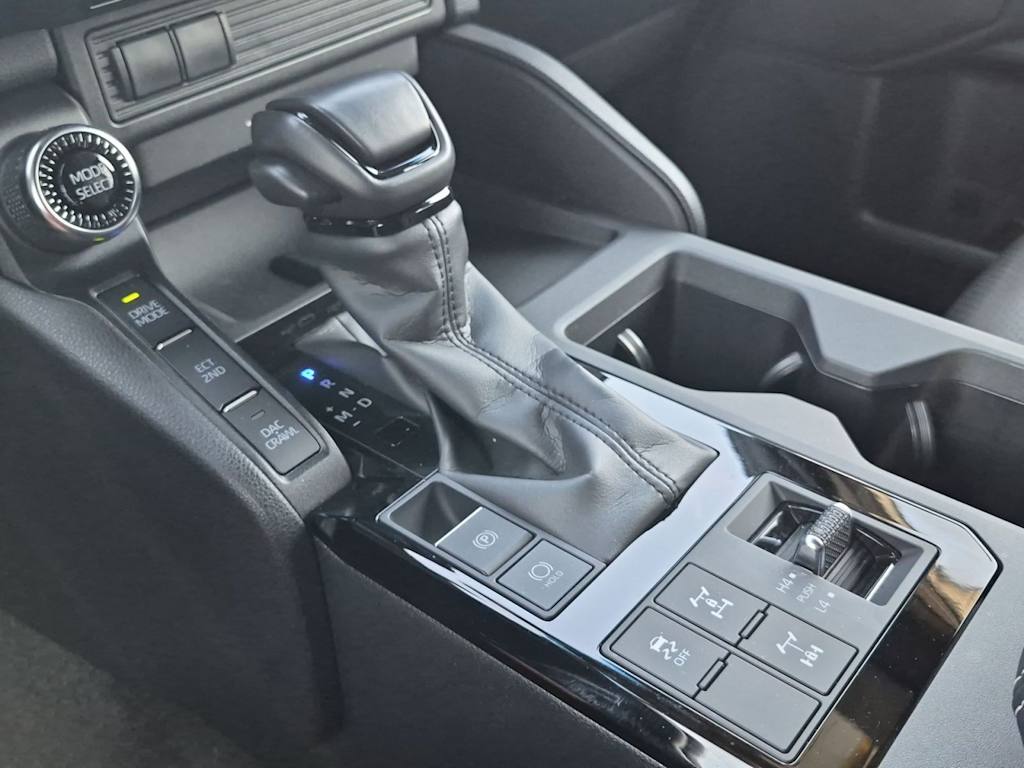 Thumbnail: 2025 Toyota Land Cruiser - 15