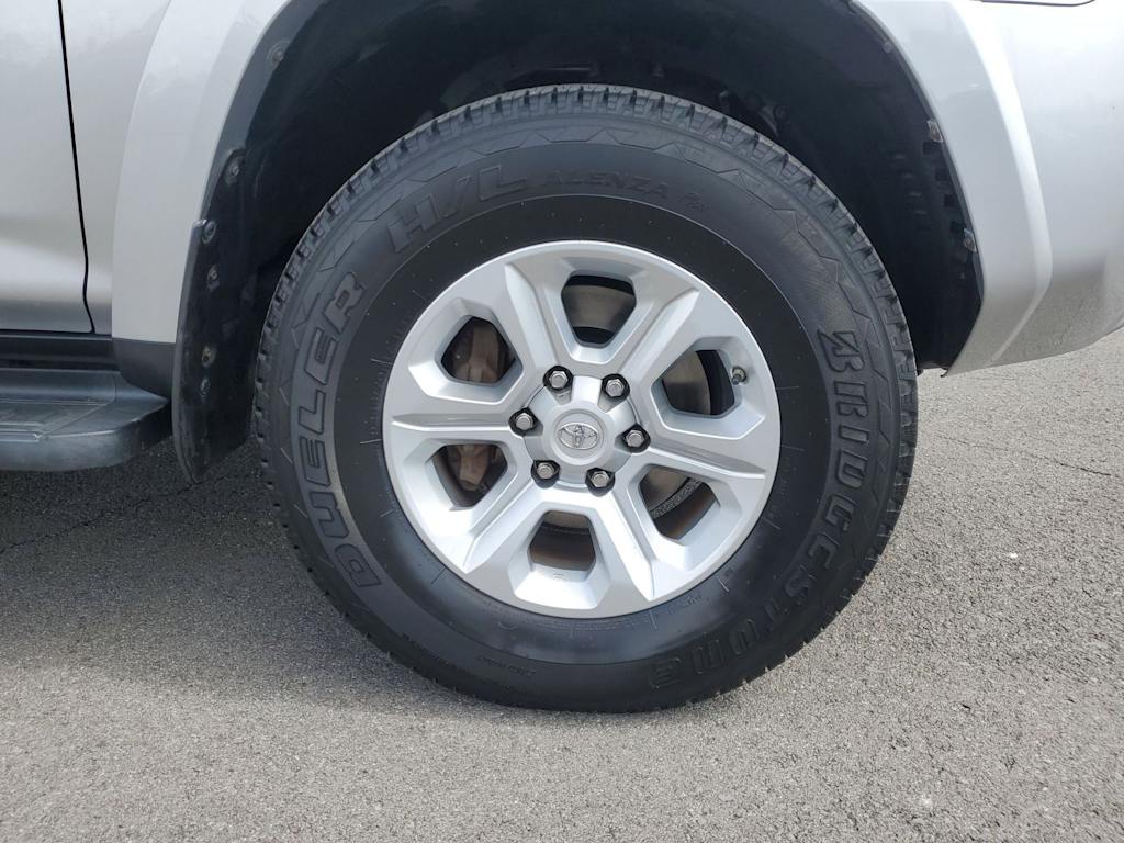 Thumbnail: 2019 Toyota 4Runner - 5