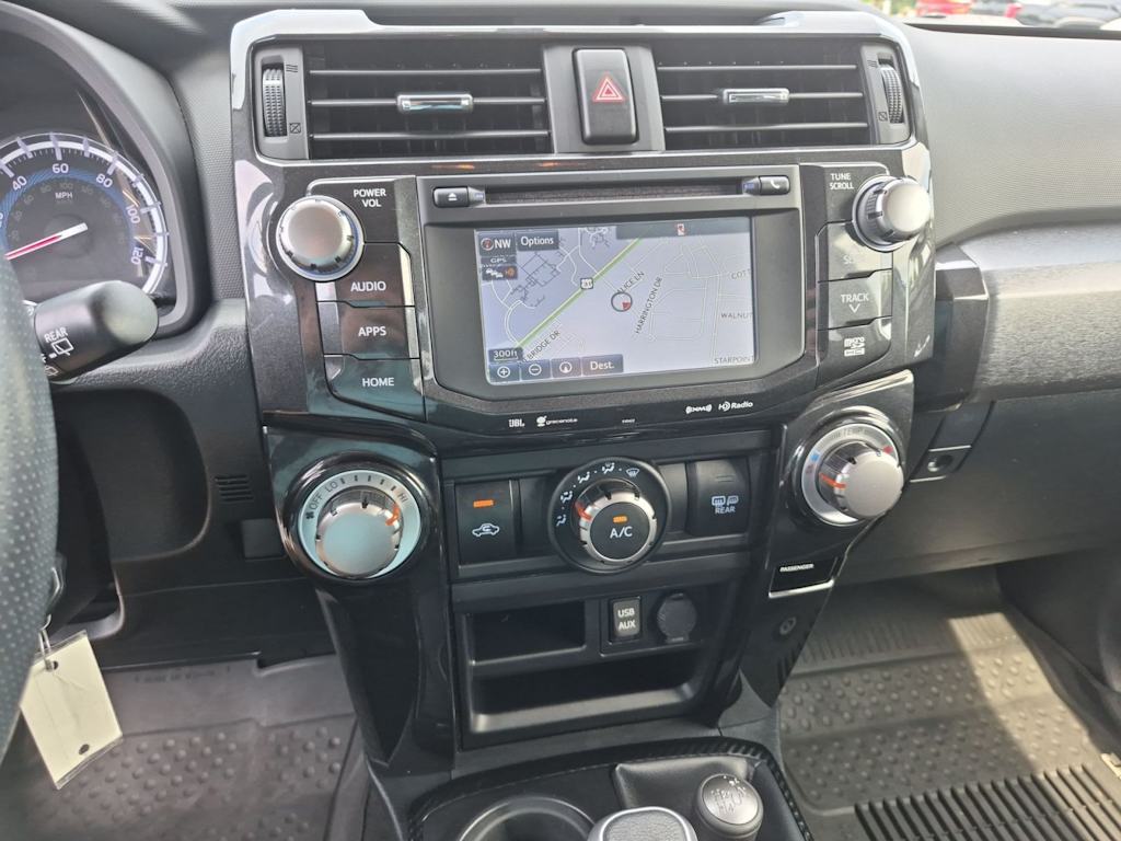 Thumbnail: 2019 Toyota 4Runner - 25