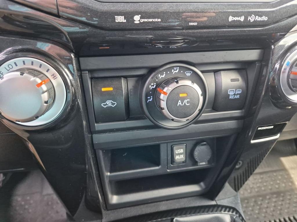 Thumbnail: 2019 Toyota 4Runner - 23