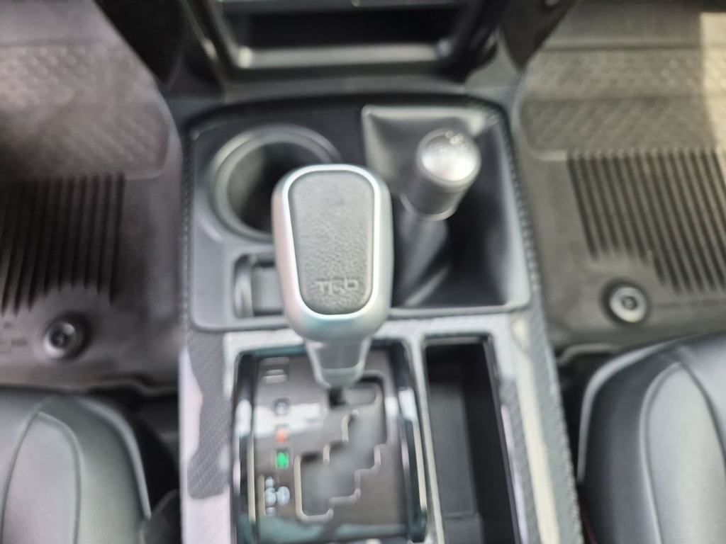 Thumbnail: 2019 Toyota 4Runner - 12