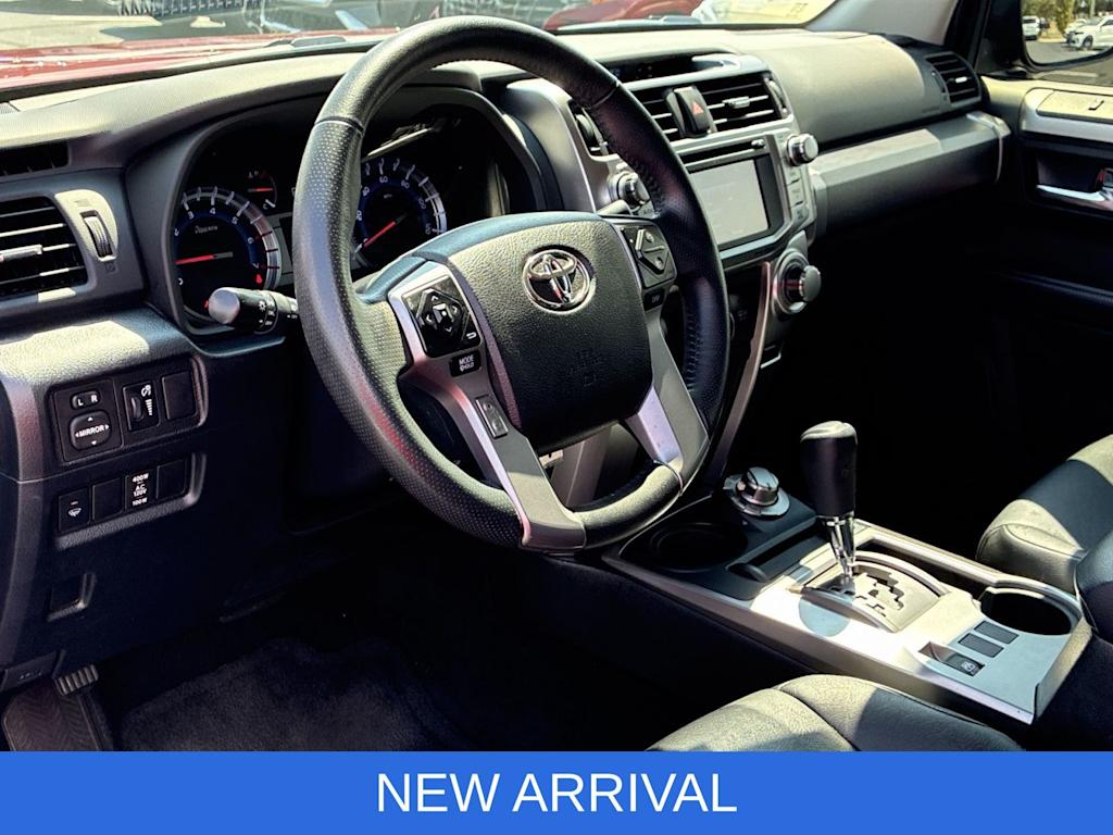 Thumbnail: 2017 Toyota 4Runner - 8